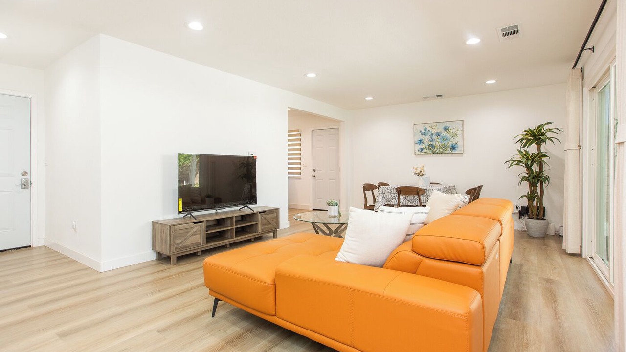 Photo of Livingroom in Valinda