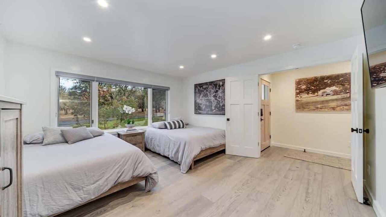 Photo of Bedroom in Calistoga