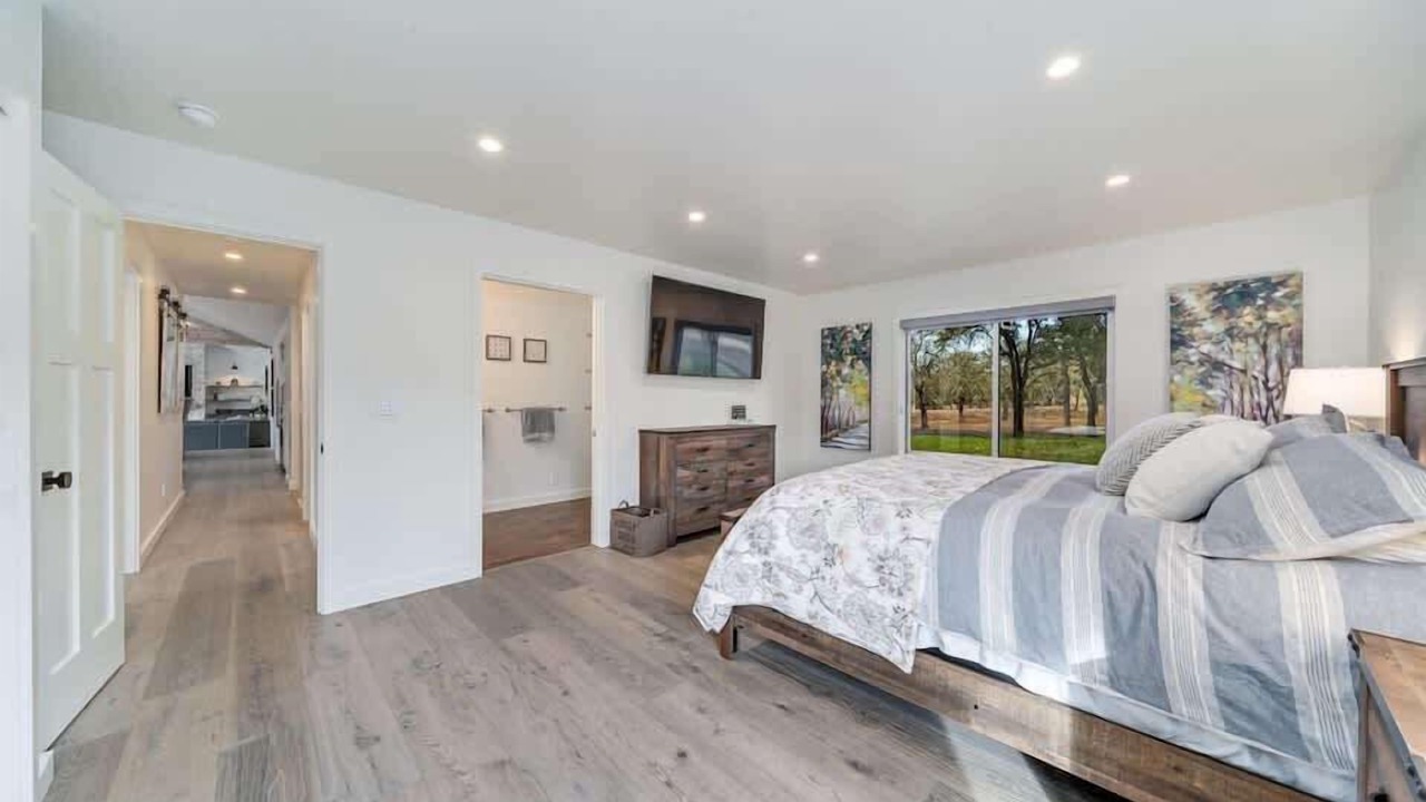 Photo of Bedroom in Calistoga