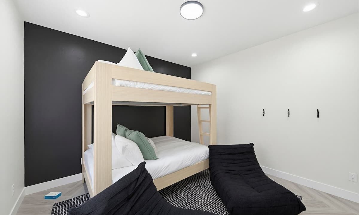 Photo of Bedroom in Lake Havasu City
