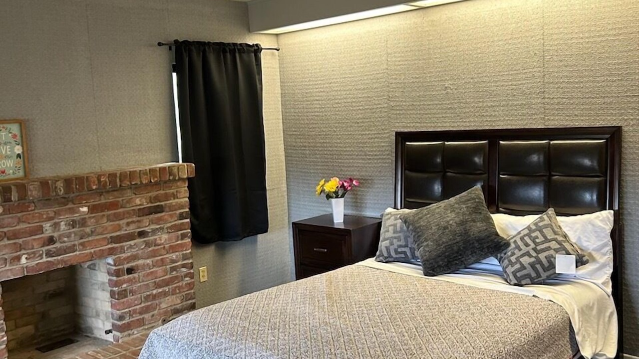 Photo of Bedroom in Bakersfield