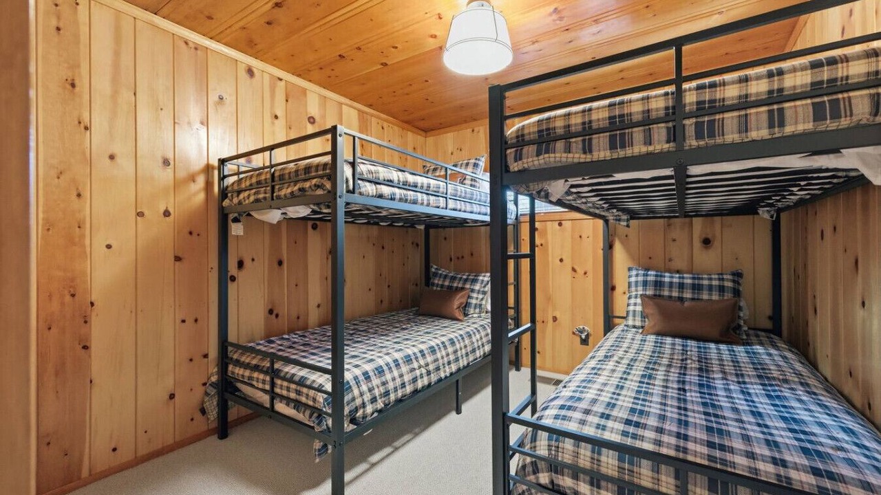 Photo of Bedroom in Twain Harte