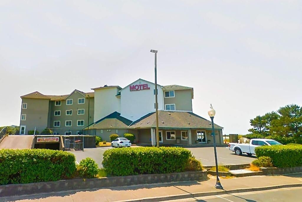Photo of Others in Lincoln City