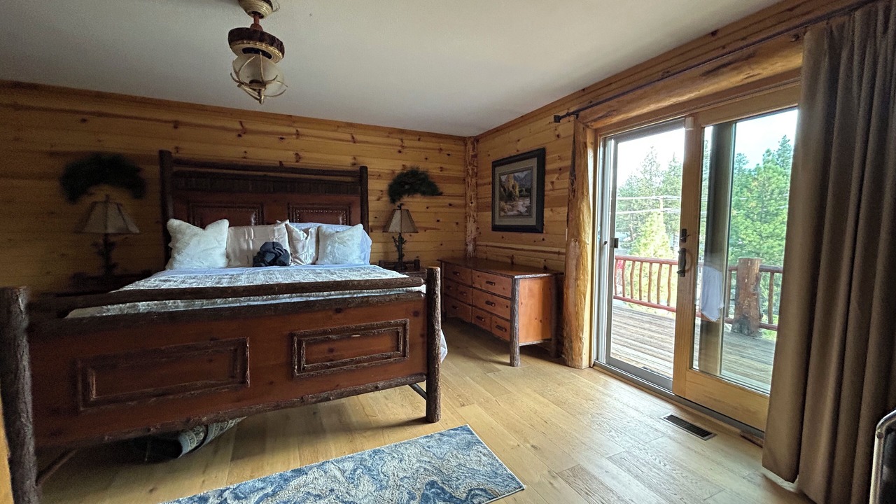 Photo of Bedroom in Eagle Mountain Estates