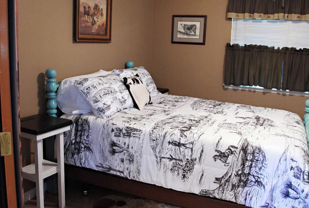 Photo of Bedroom in Coarsegold