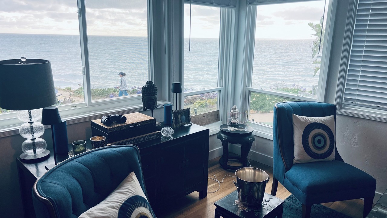 Photo of Livingroom in Ocean Beach