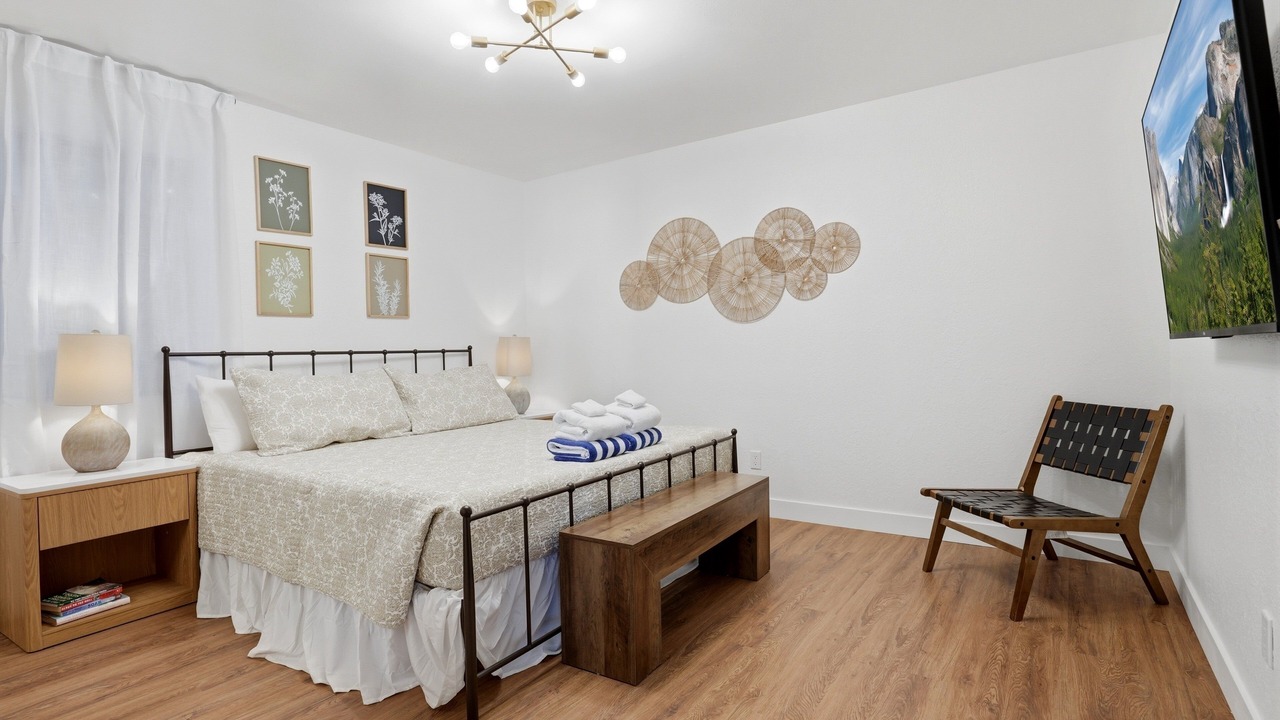 Photo of Bedroom in Oakhurst
