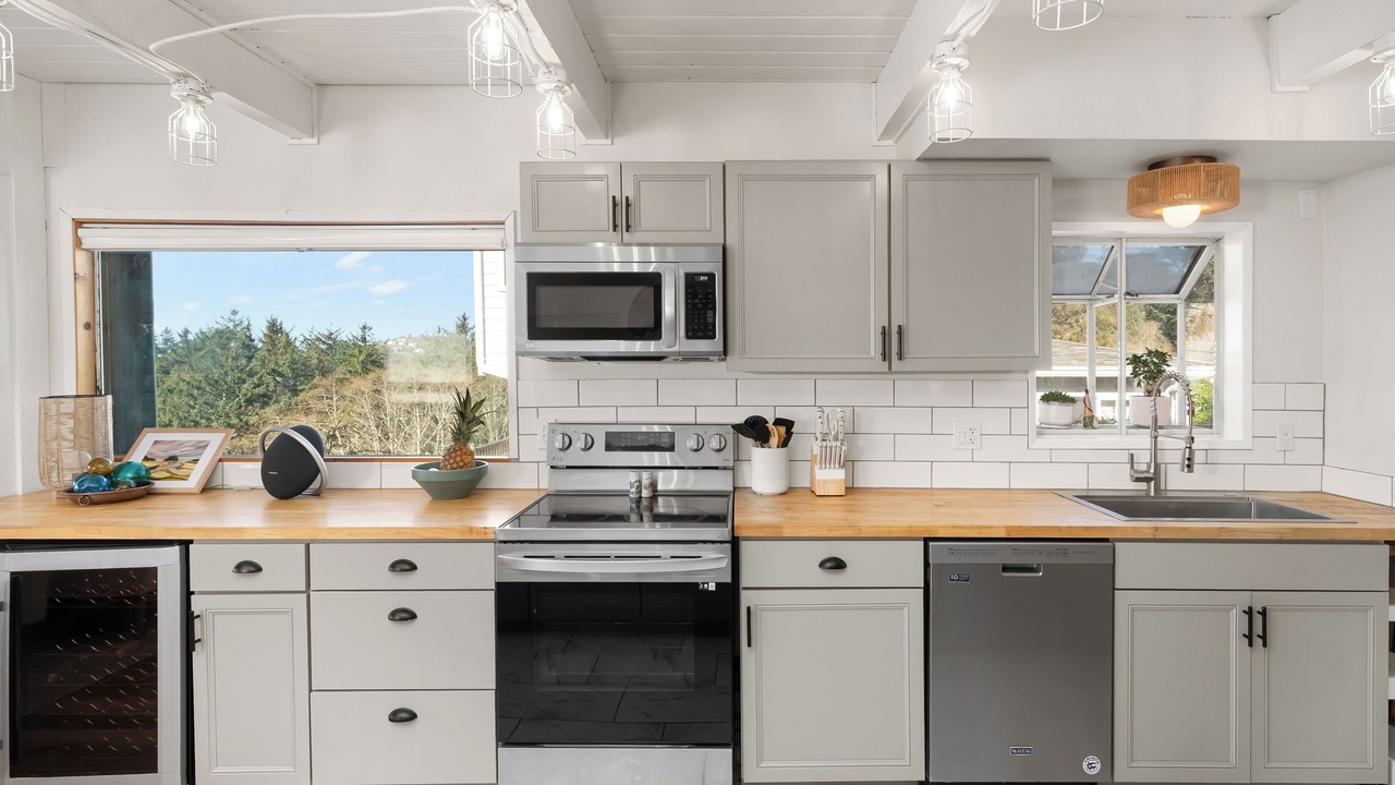 Photo of Kitchen in Neskowin