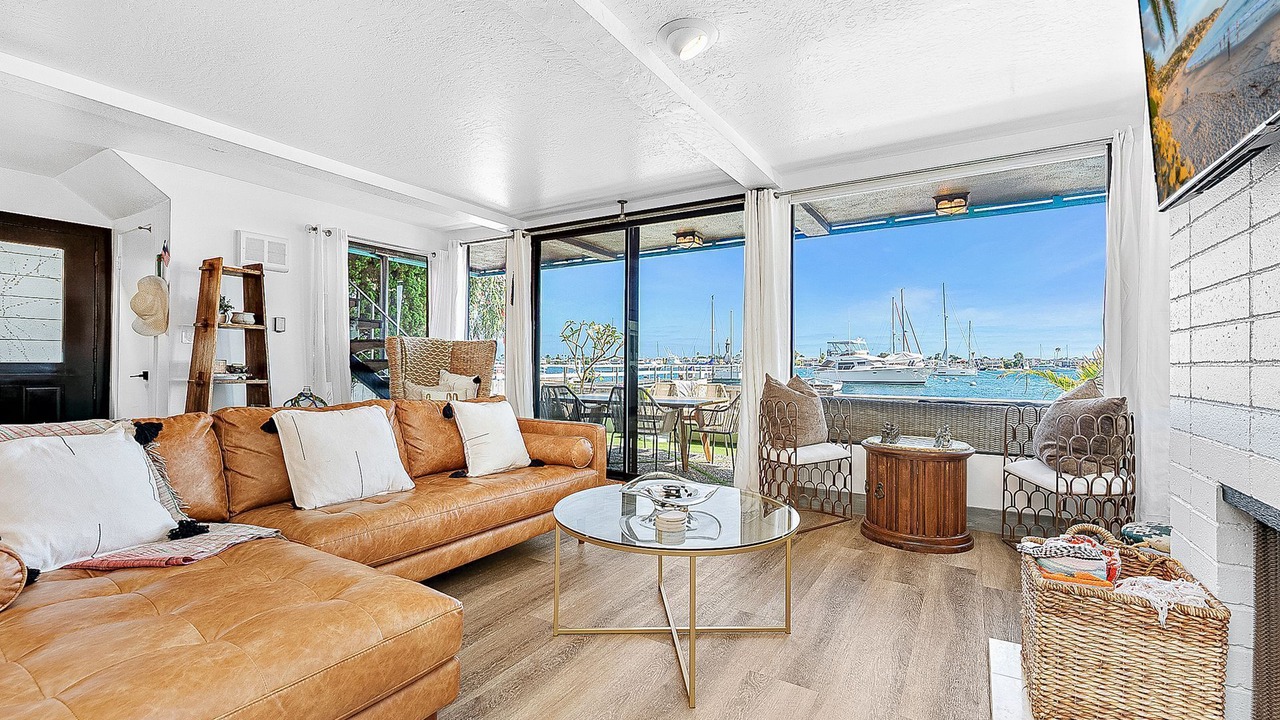 Photo of Bedroom in Balboa Island