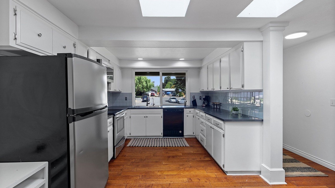 Photo of Kitchen in Aloha