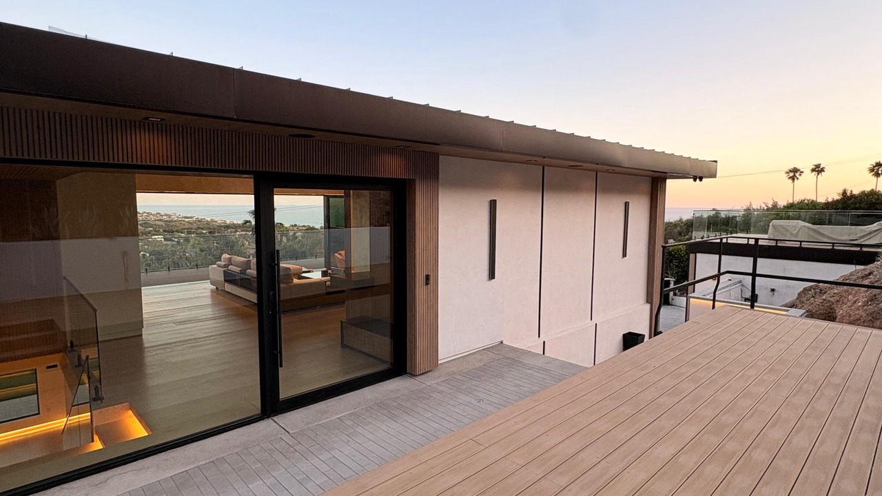 Photo of Patio Balcony in Western Malibu