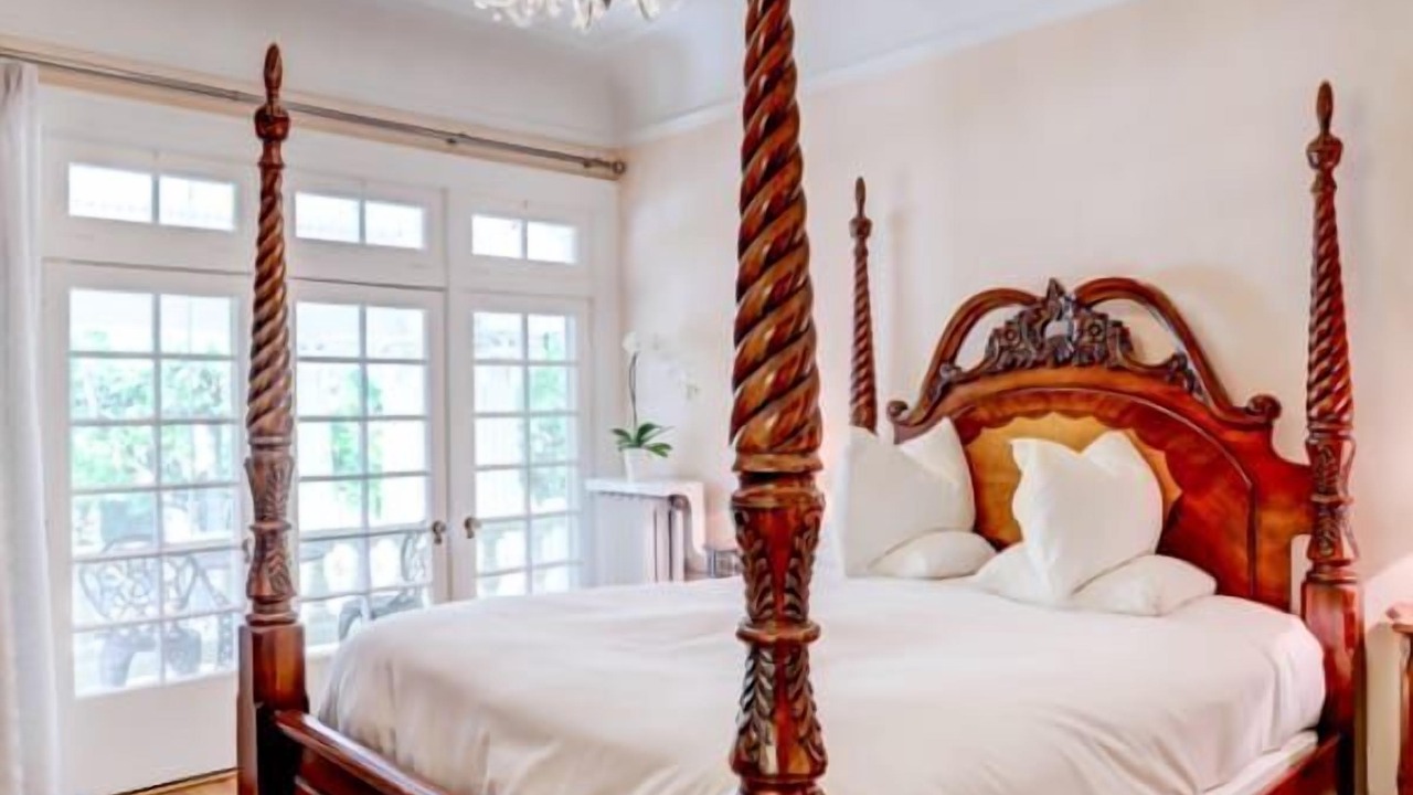 Photo of Bedroom in Irvington