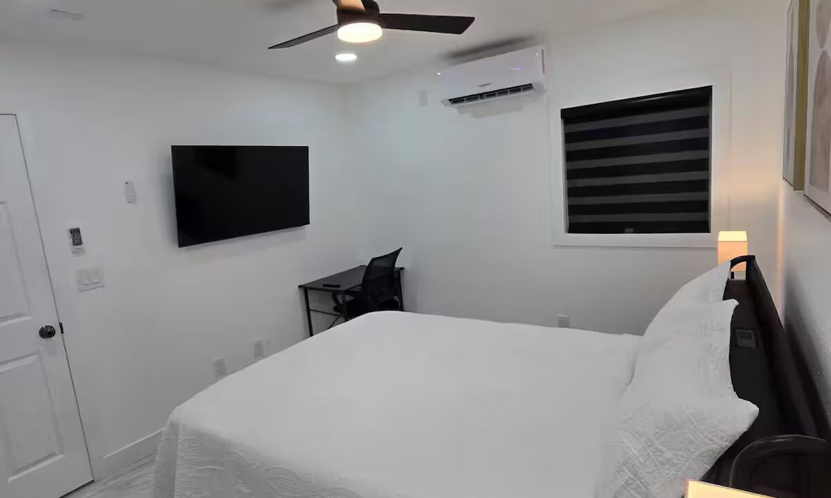 Photo of Bedroom in Paradise