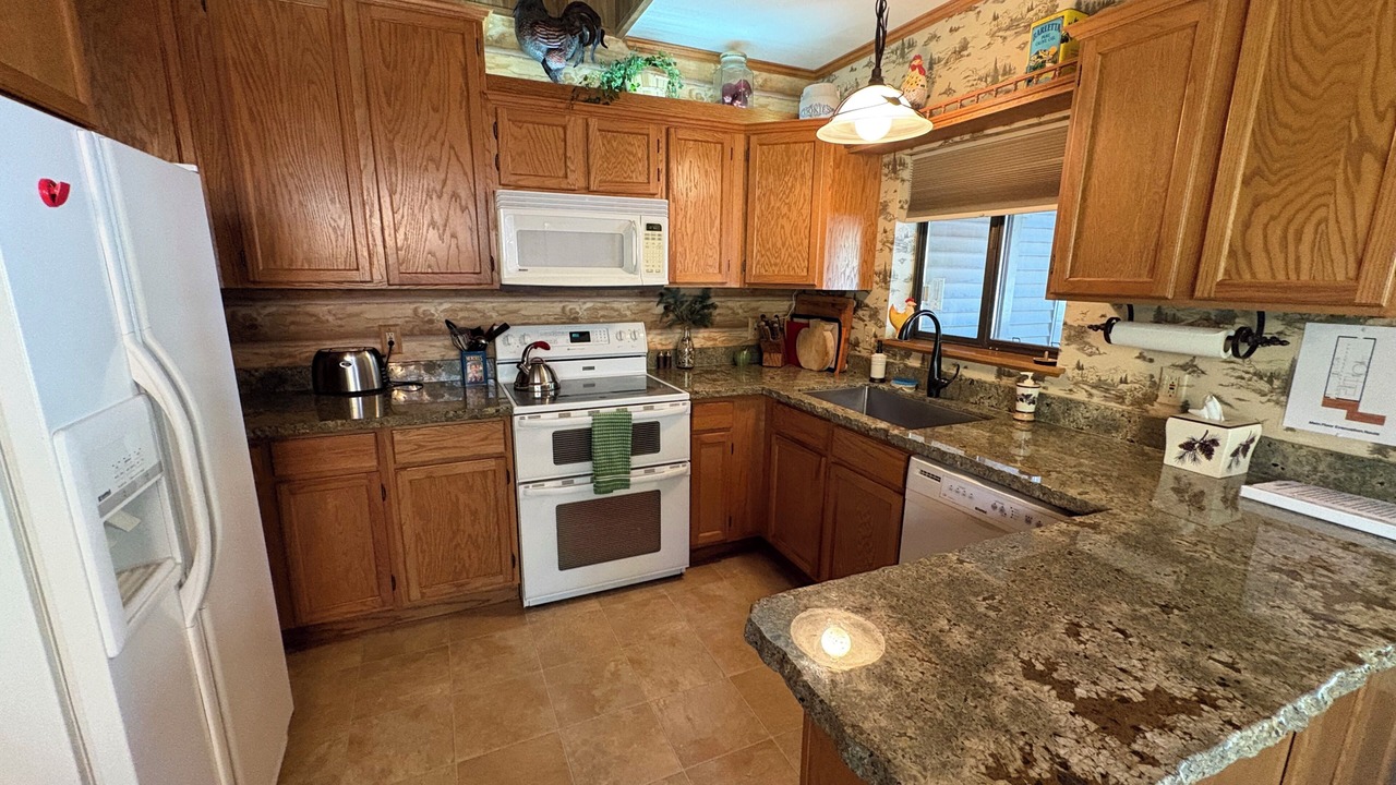 Photo of Kitchen in Pinecrest