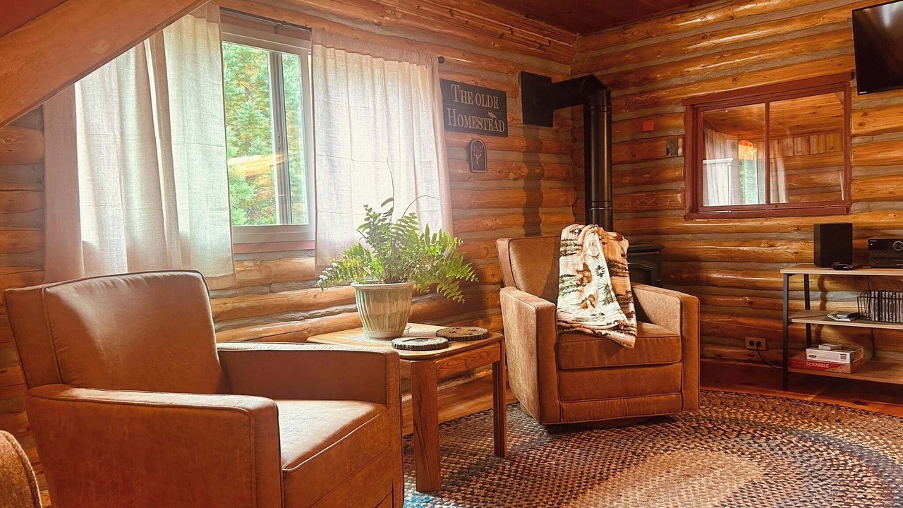 Photo of Livingroom in Raymond