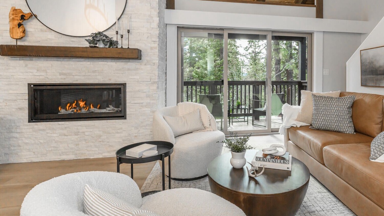 Photo of Livingroom in Dollar Point