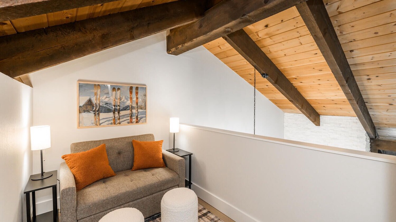 Photo of Livingroom in Dollar Point
