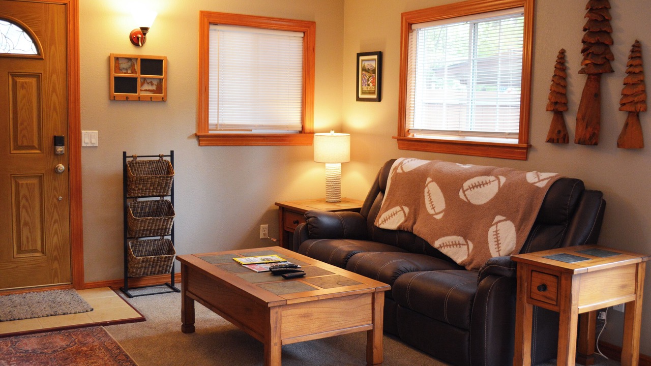 Photo of Livingroom in Southern Crossing
