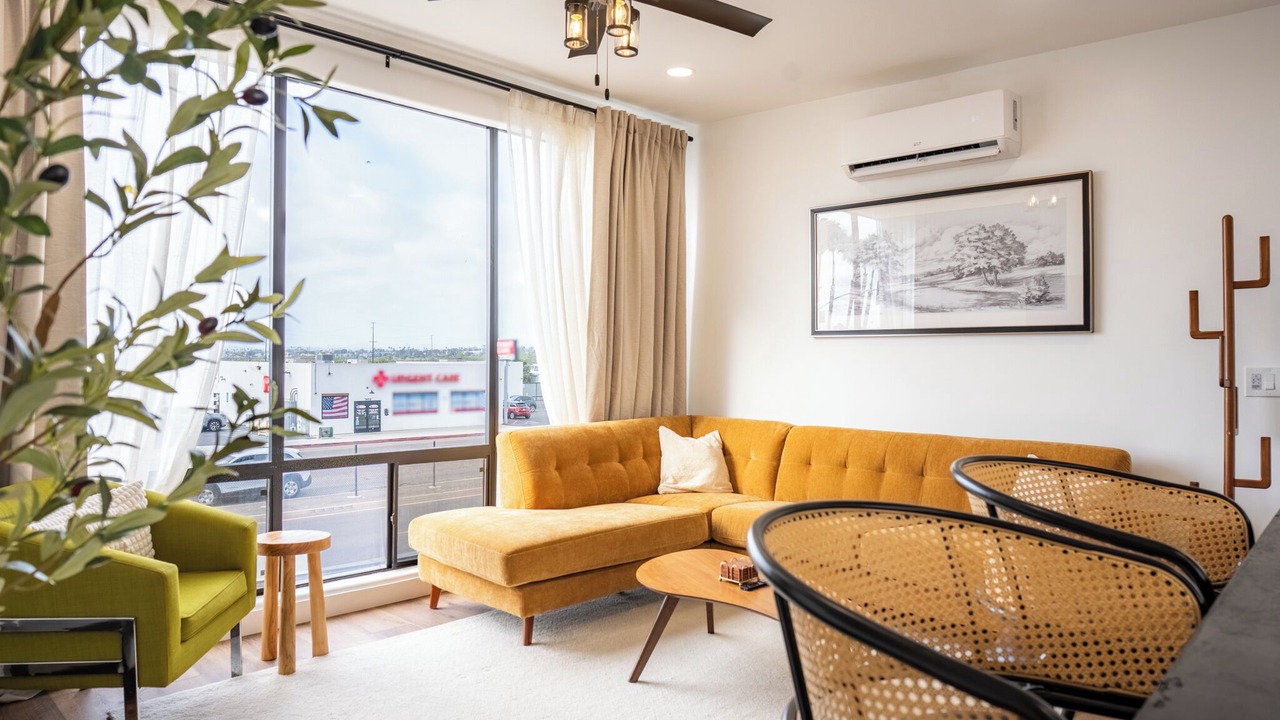 Photo of Livingroom in Lincoln Acres