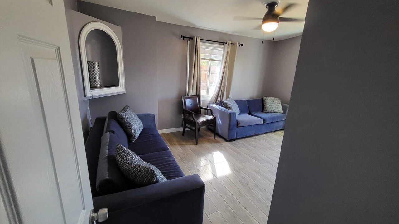 Photo of Livingroom in Palmdale