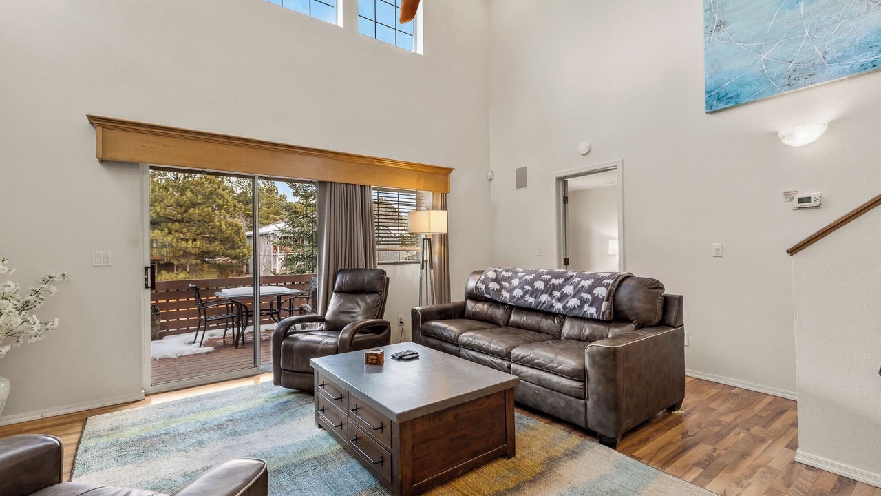Photo of Livingroom in Ponderosa Trails