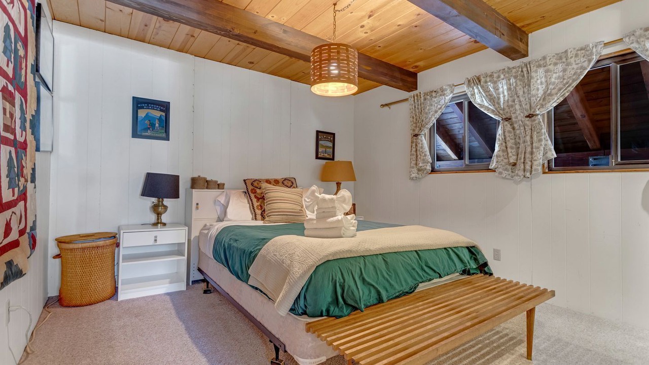 Photo of Bedroom in Bear Valley