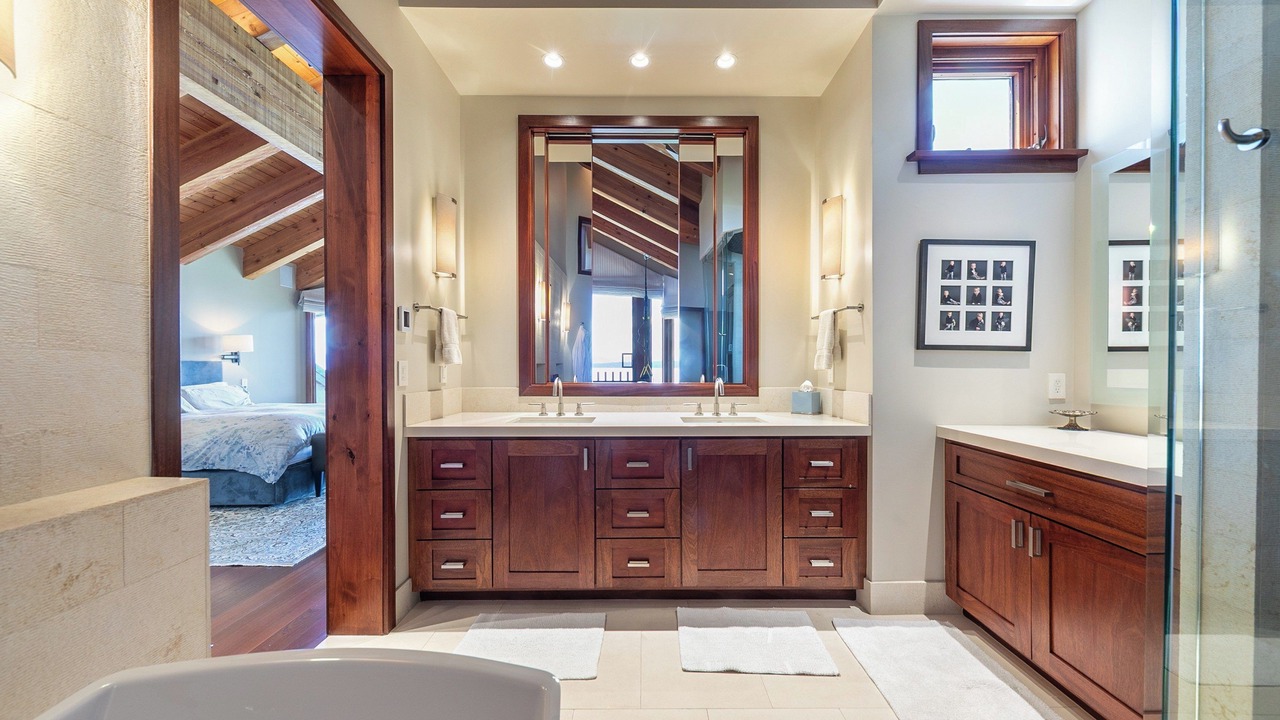 Photo of Bathroom in Tahoe Pines