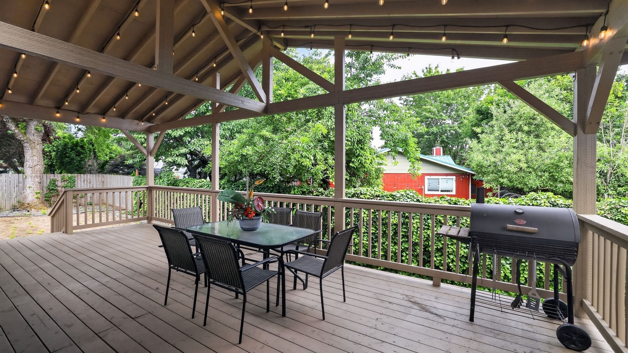 Photo of Outdoor in Fairview
