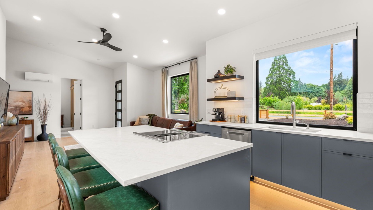 Photo of Kitchen in Sandy