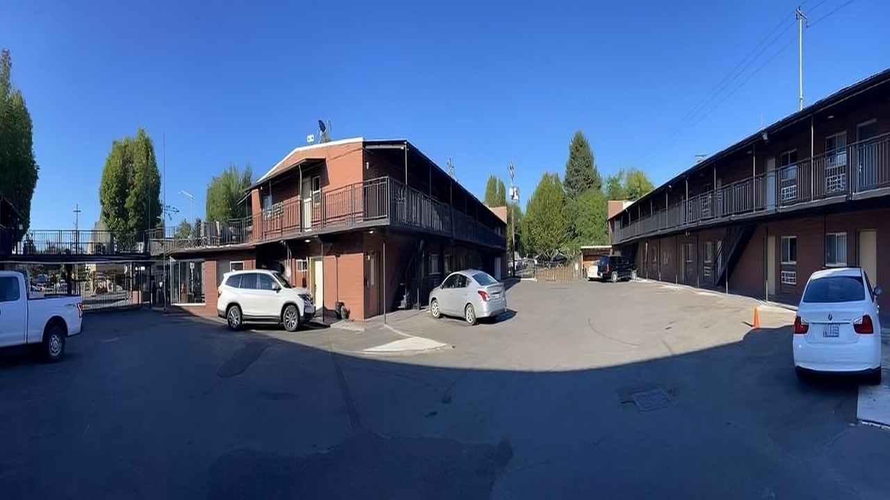 Photo of Others in Hollywood District