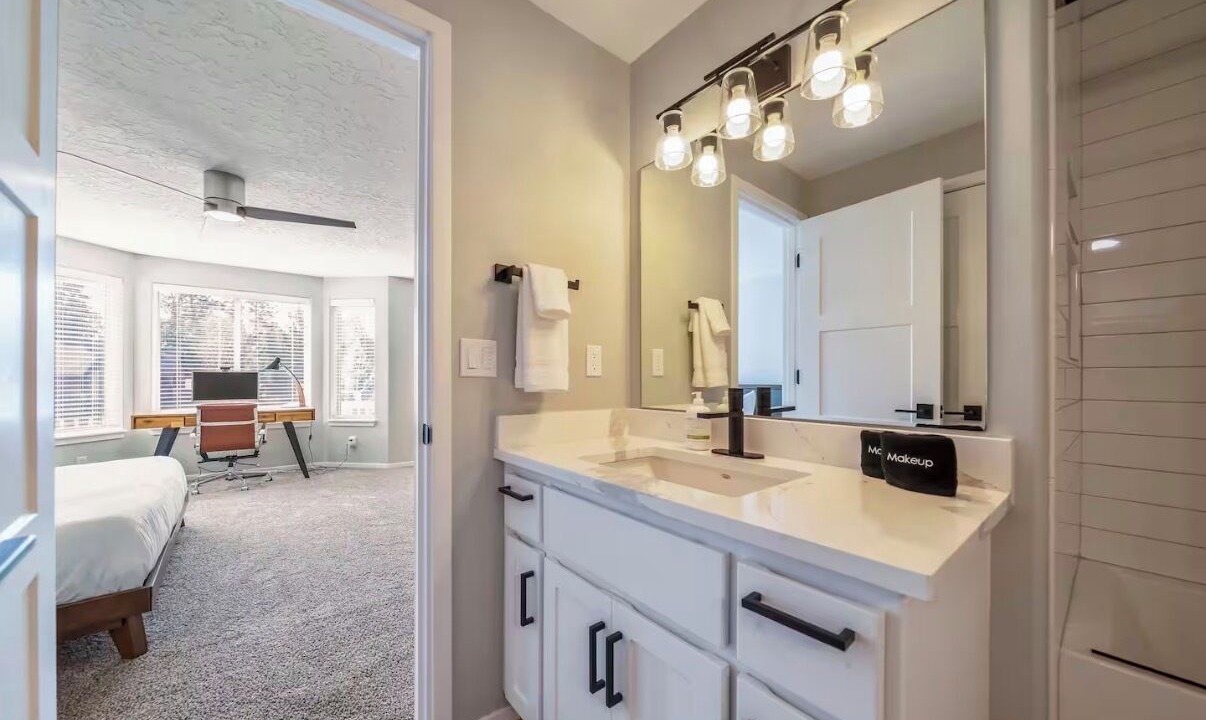 Photo of Bedroom in Old Farm District