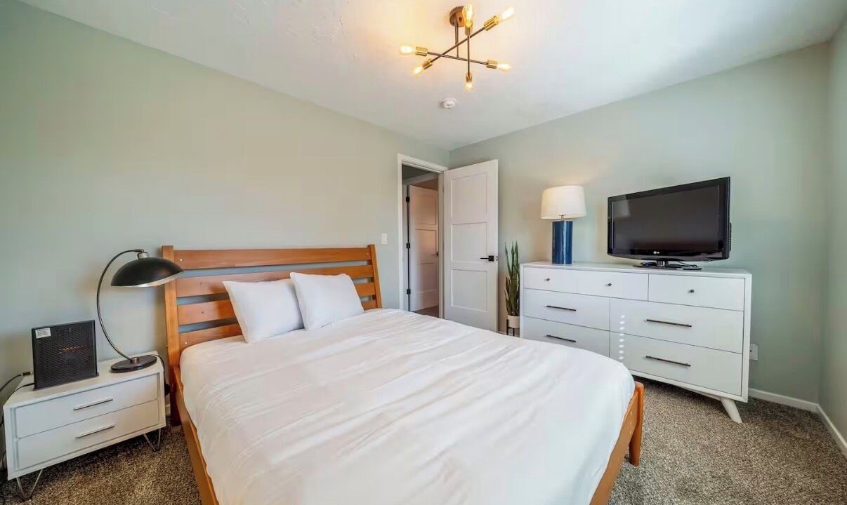 Photo of Bedroom in Old Farm District