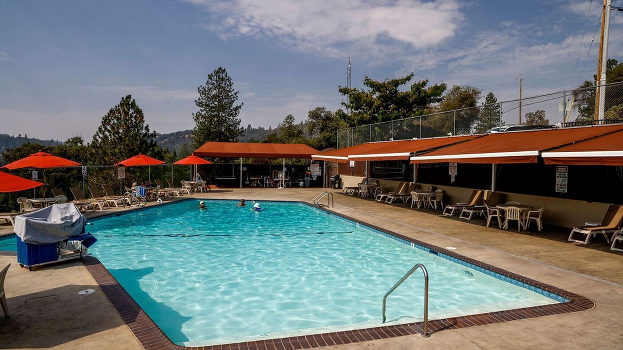 Photo of Outdoor in Groveland