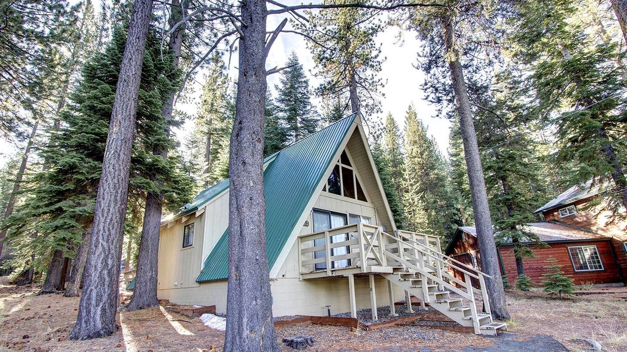 Photo of Outdoor in Pioneer Trail