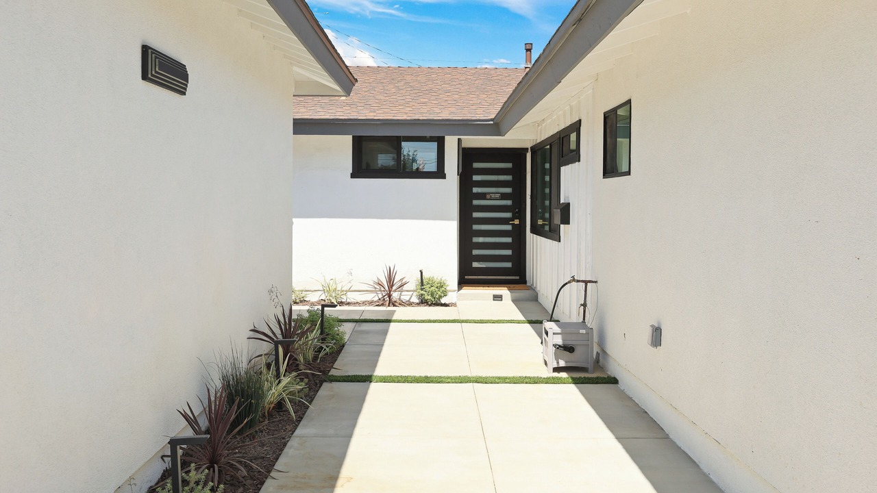 Photo of Patio Balcony in Fountain Valley