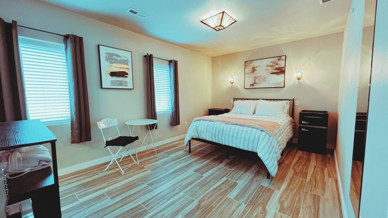 Photo of Bedroom in Mossyrock