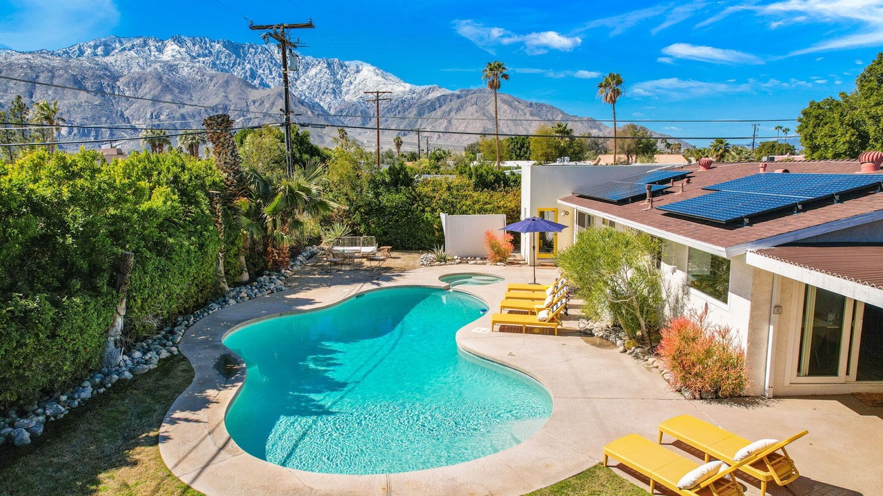 Photo of Outdoor in Desert Park Estates