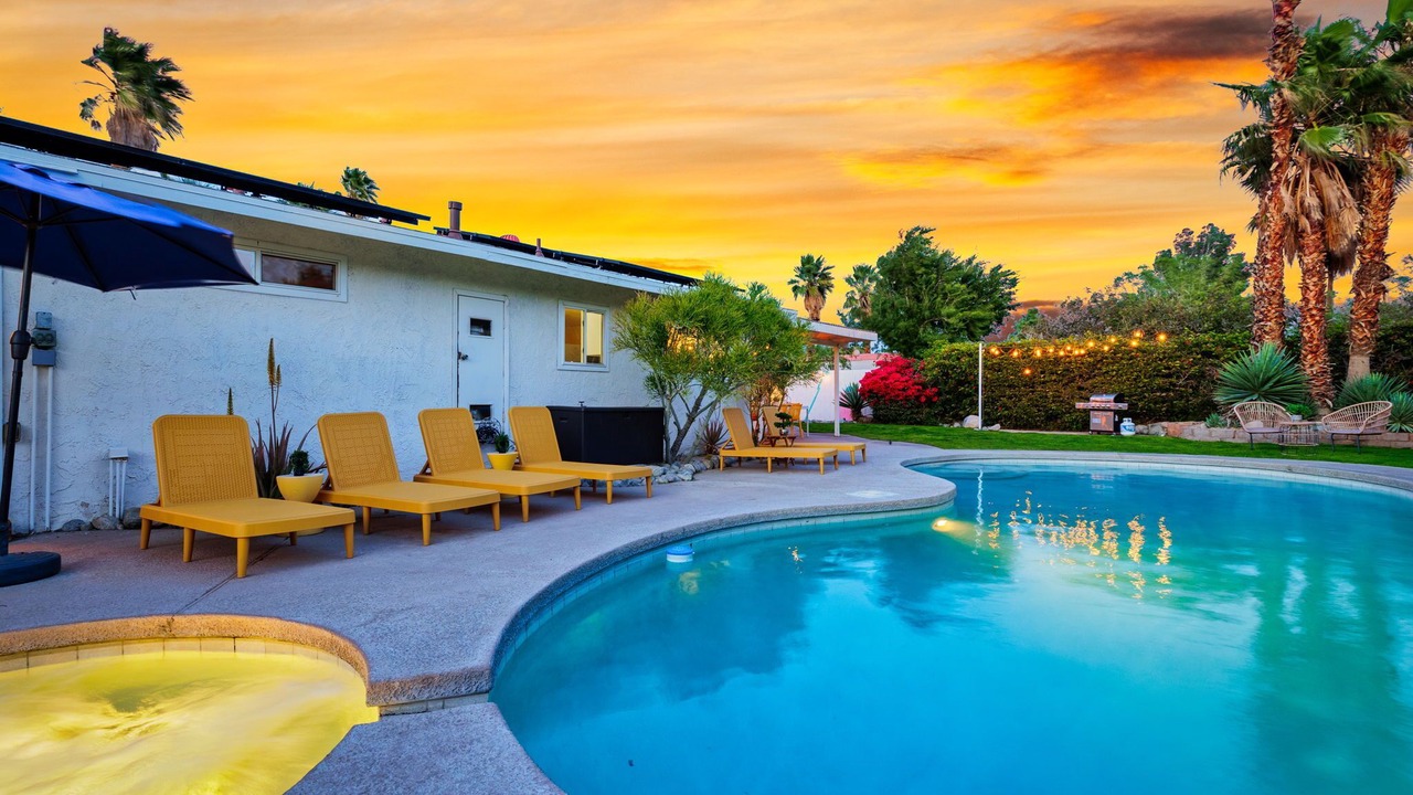 Photo of Outdoor in Desert Park Estates