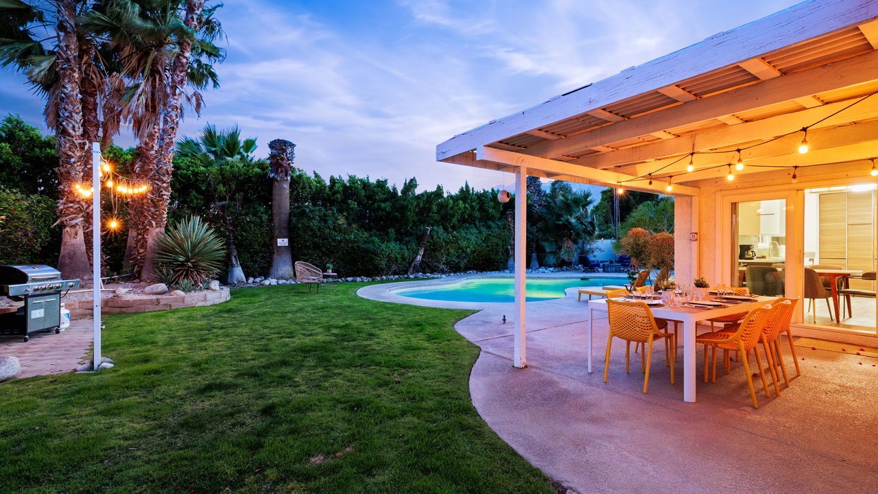 Photo of Outdoor in Desert Park Estates