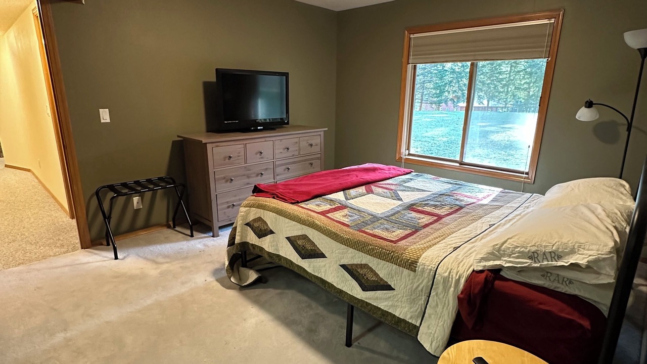 Photo of Bedroom in Carson