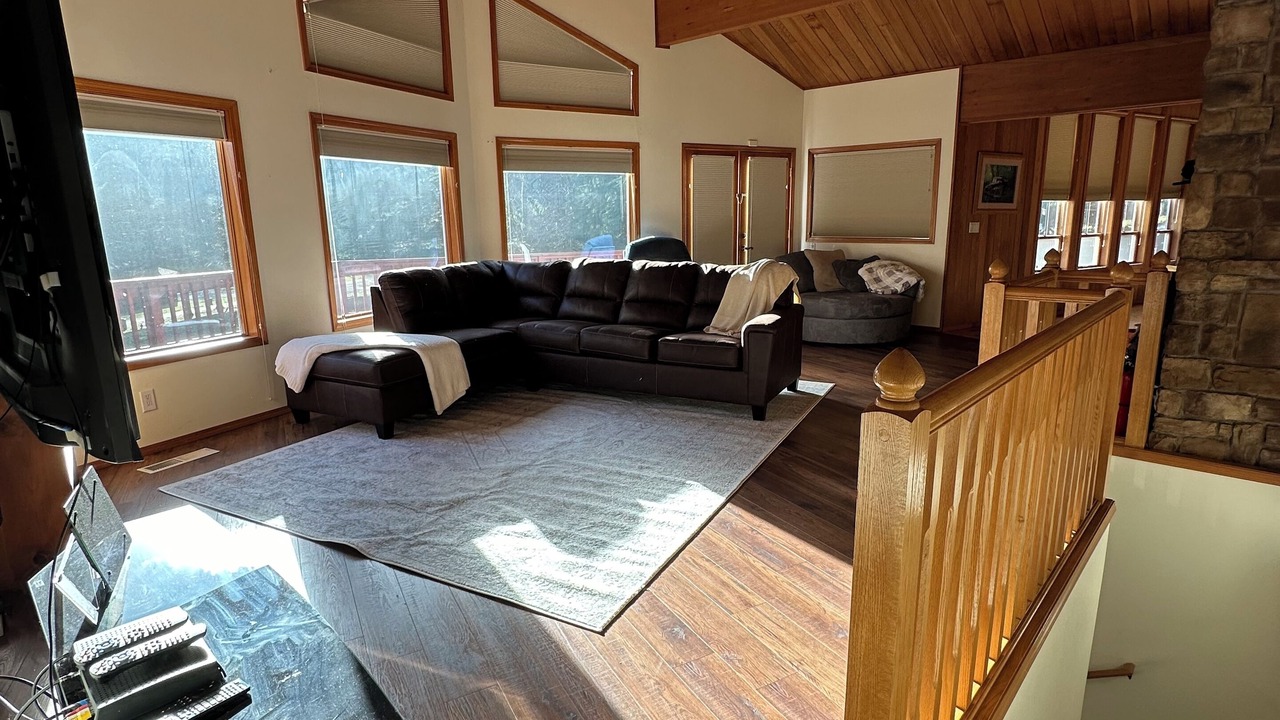Photo of Livingroom in Carson