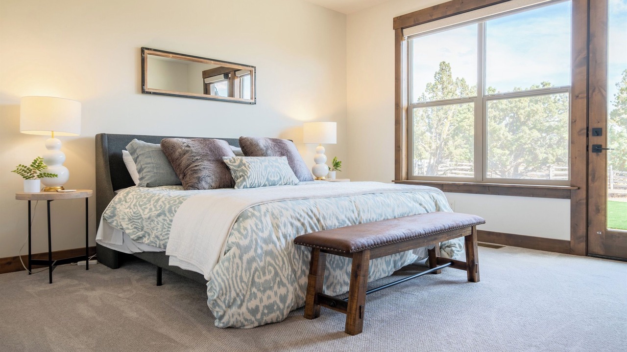 Photo of Bedroom in Powell Butte