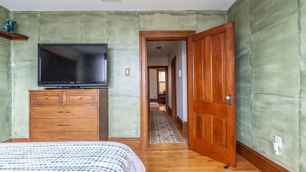 Photo of Bedroom in Miller Park