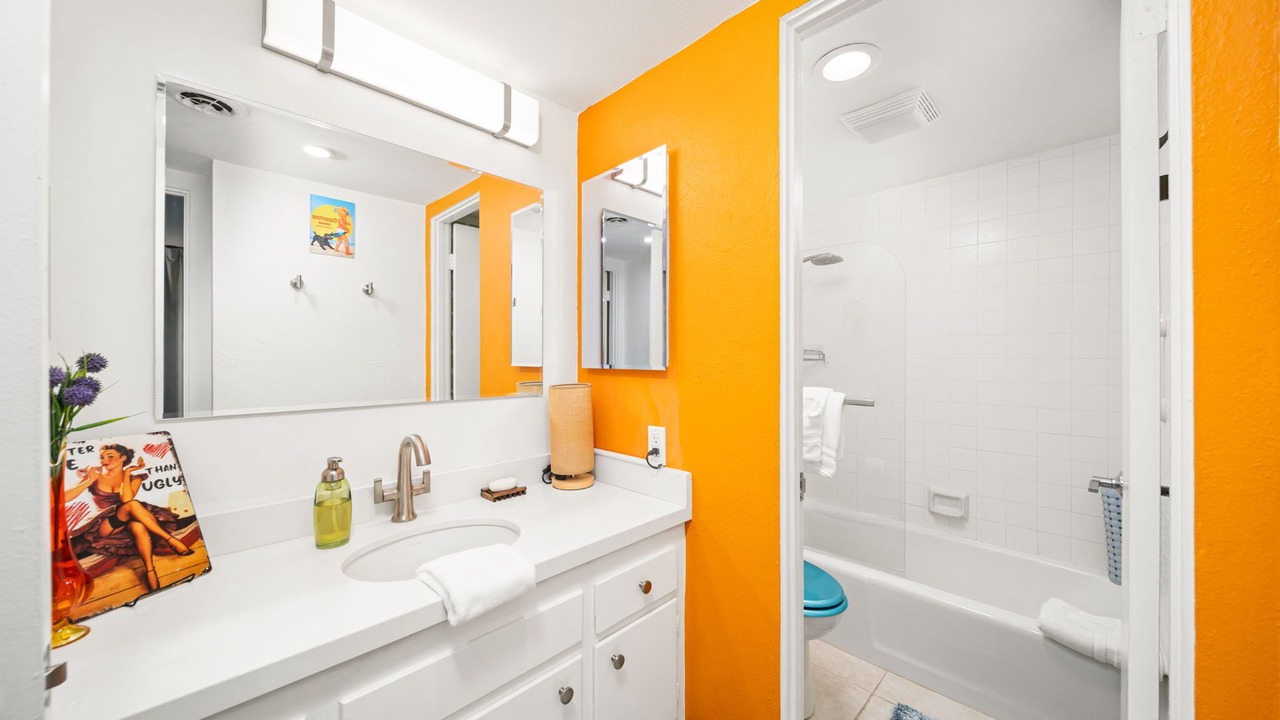 Photo of Bathroom in Araby Commons