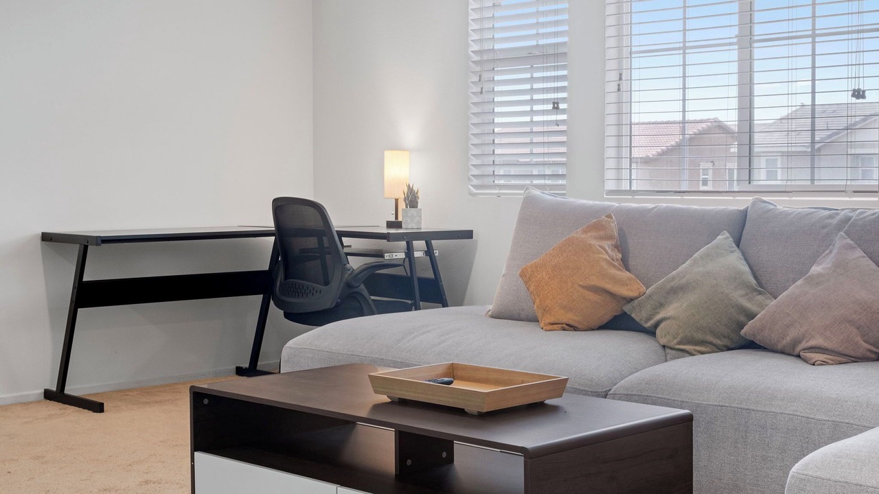 Photo of Livingroom in Victorville