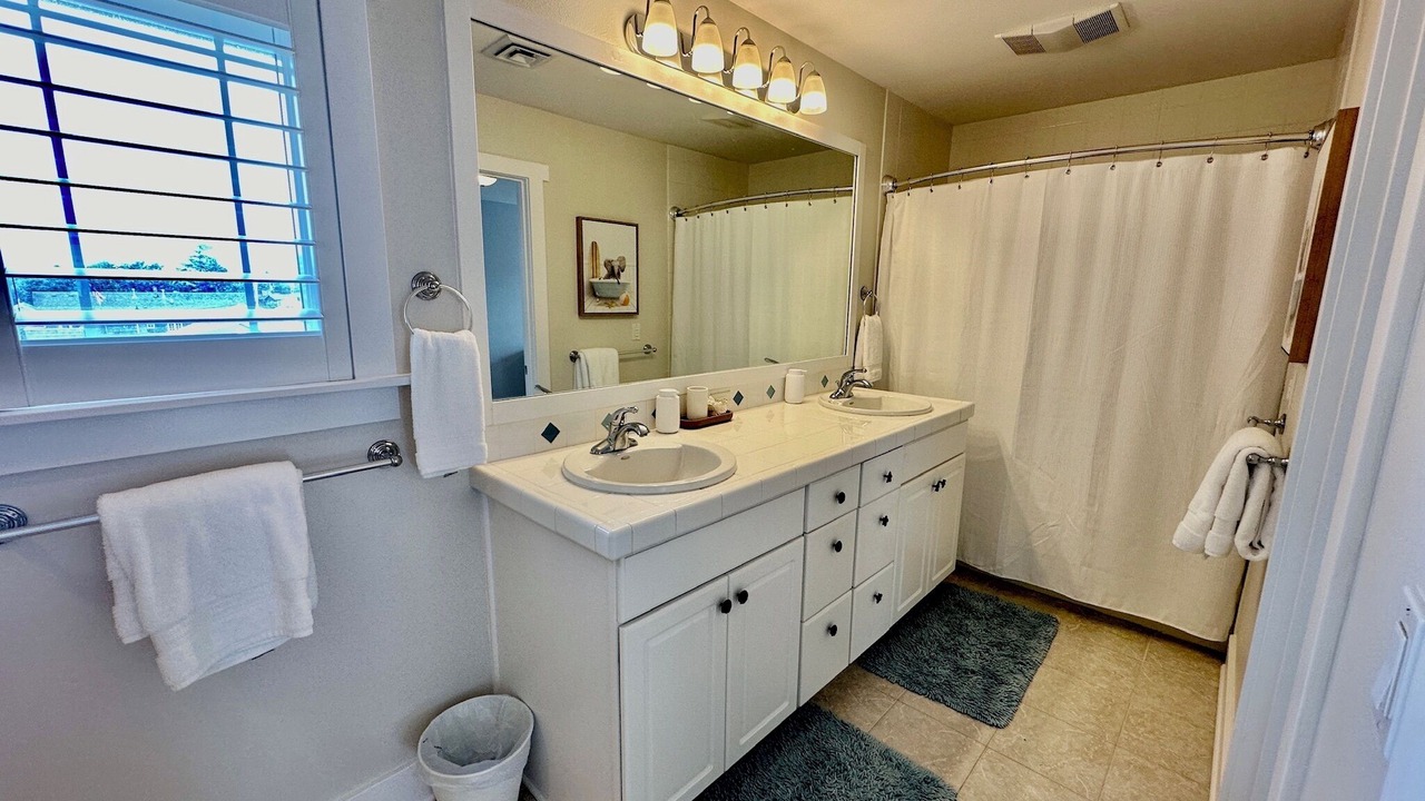 Photo of Bathroom in Seaside