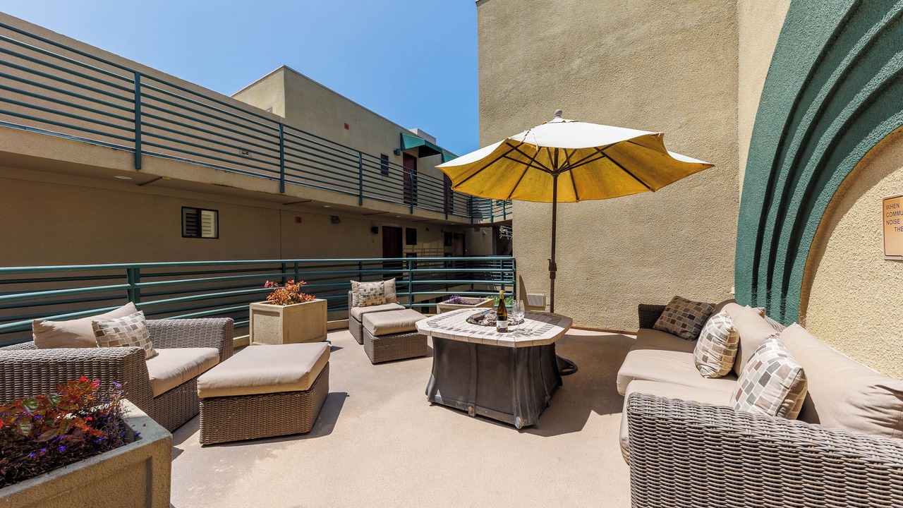 Photo of Patio Balcony in La Jolla Shores