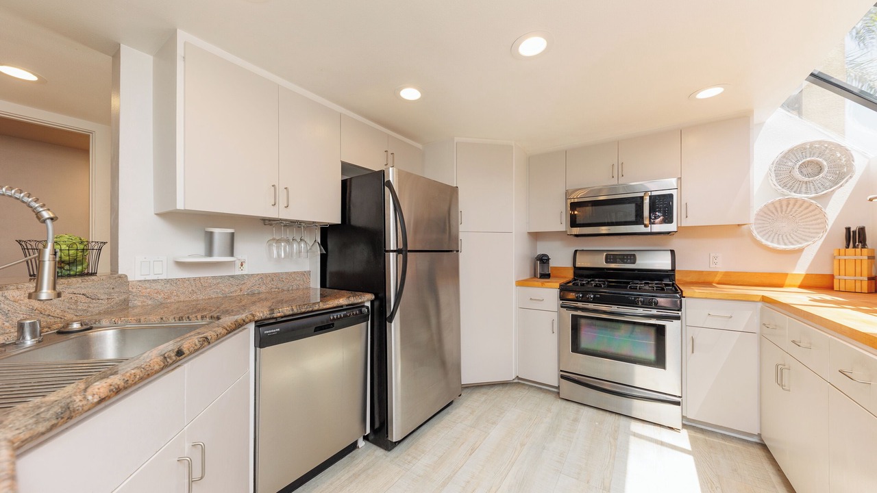 Photo of Kitchen in La Jolla Shores