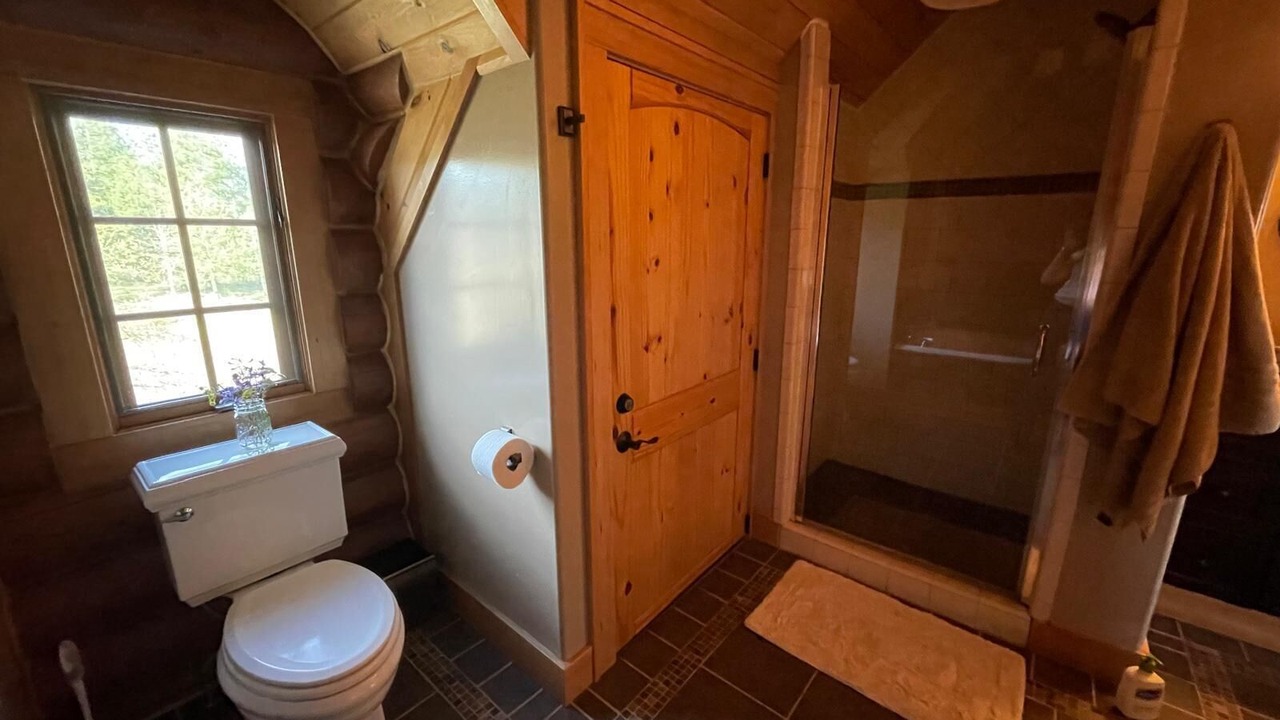 Photo of Bathroom in Klickitat County