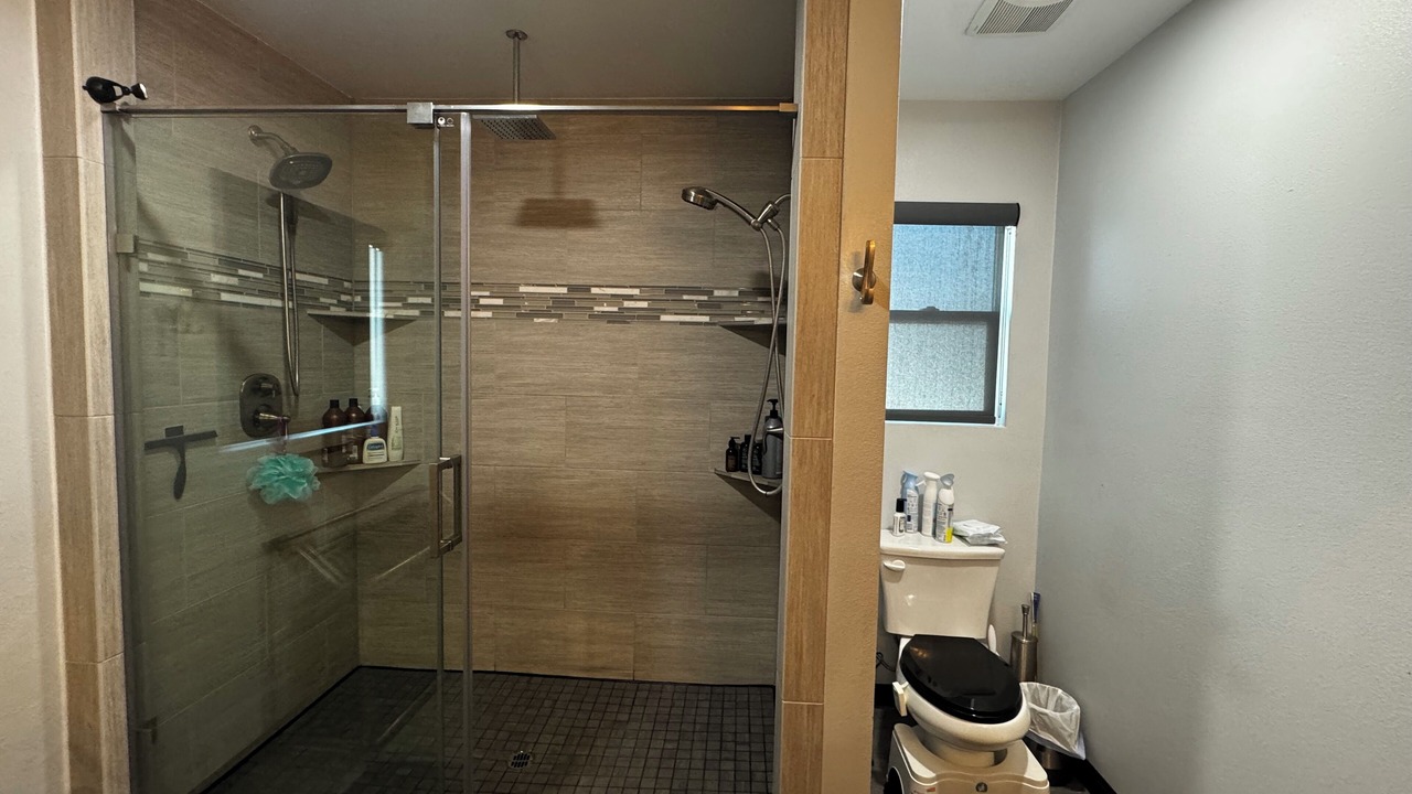 Photo of Bathroom in Bay Terraces